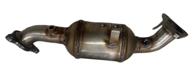 Toyota Landcruiser 200 Series RH Close Coupled Cat